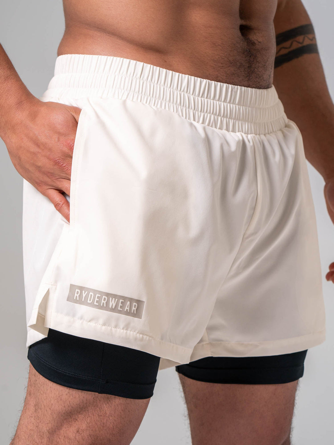 Pursuit 2 In 1 Training Shorts - Chalk