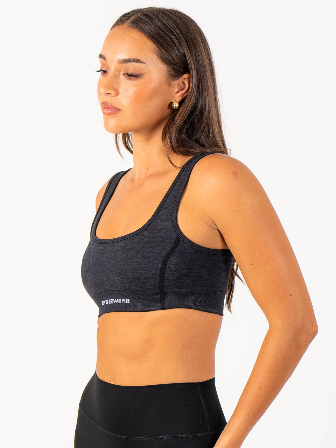 Enhance Seamless Sports Bra - Black Clothing Ryderwear 