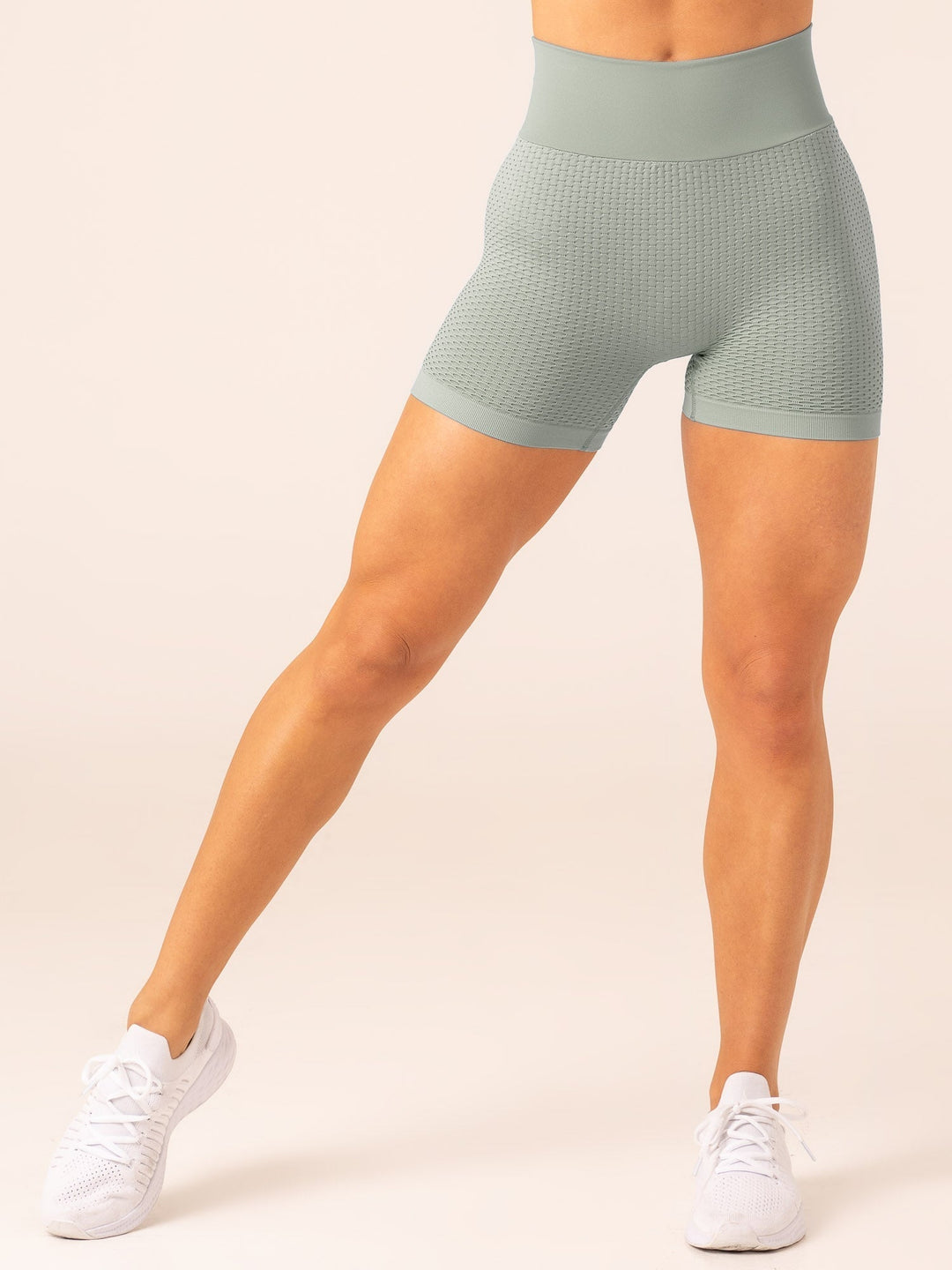 Honeycomb Scrunch Seamless Shorts - Sage Clothing Ryderwear 