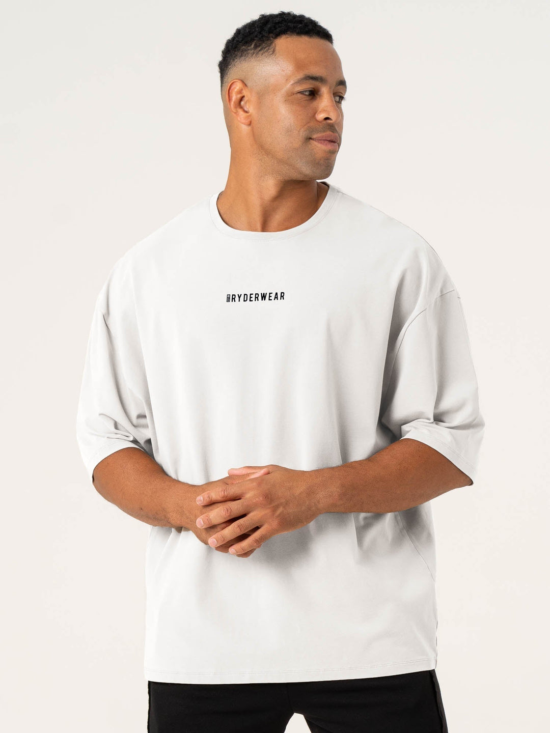 Pursuit Oversized Fleece T-Shirt - White Clothing Ryderwear 