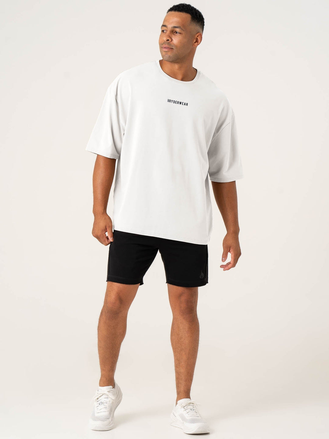 Pursuit Oversized Fleece T-Shirt - White Clothing Ryderwear 