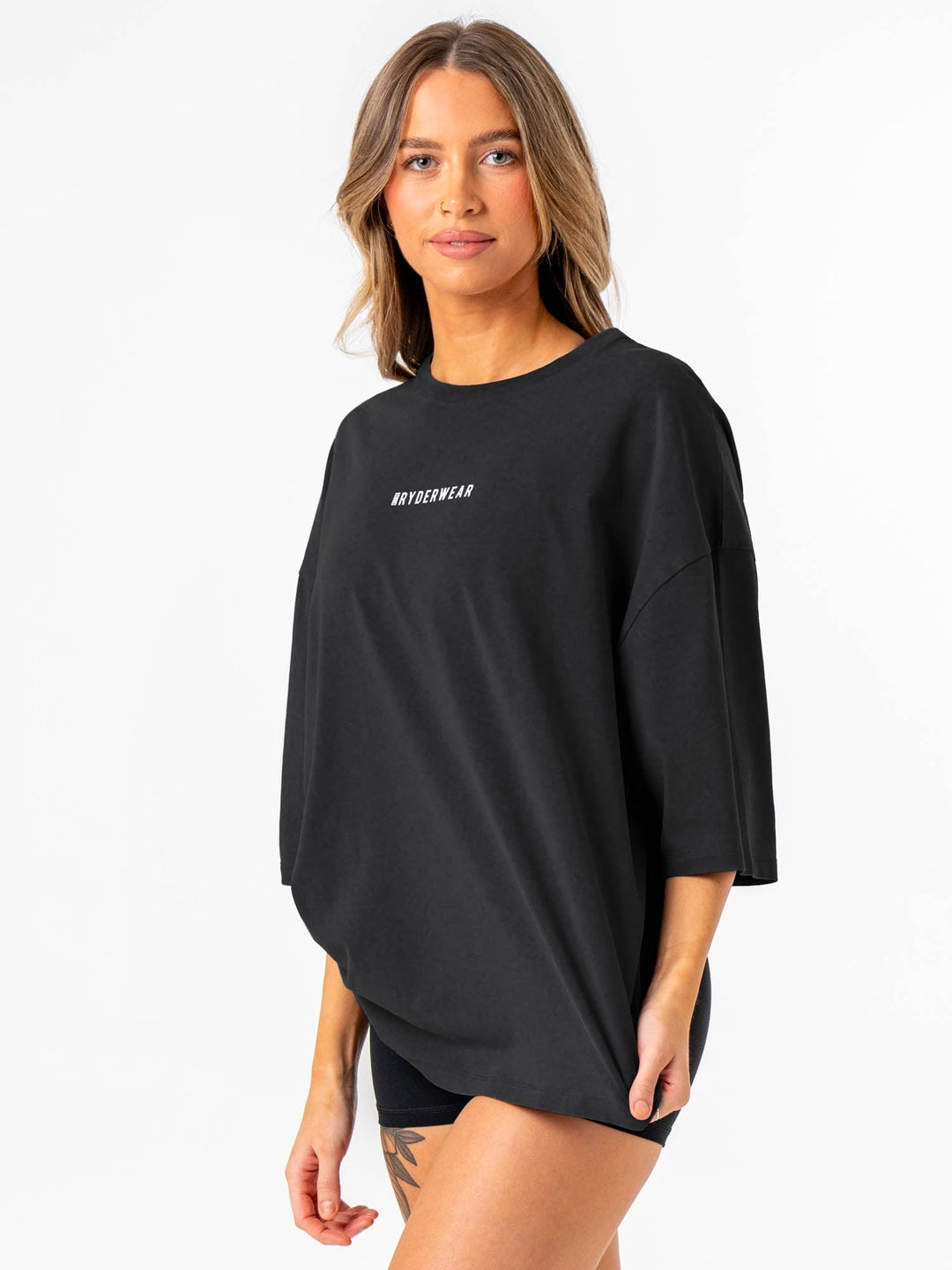Pursuit Oversized T-Shirt - Black Stonewash Clothing Ryderwear 