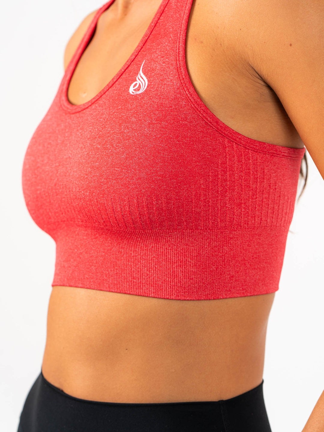 Seamless Staples Sports Bra - Red Marl Clothing Ryderwear 