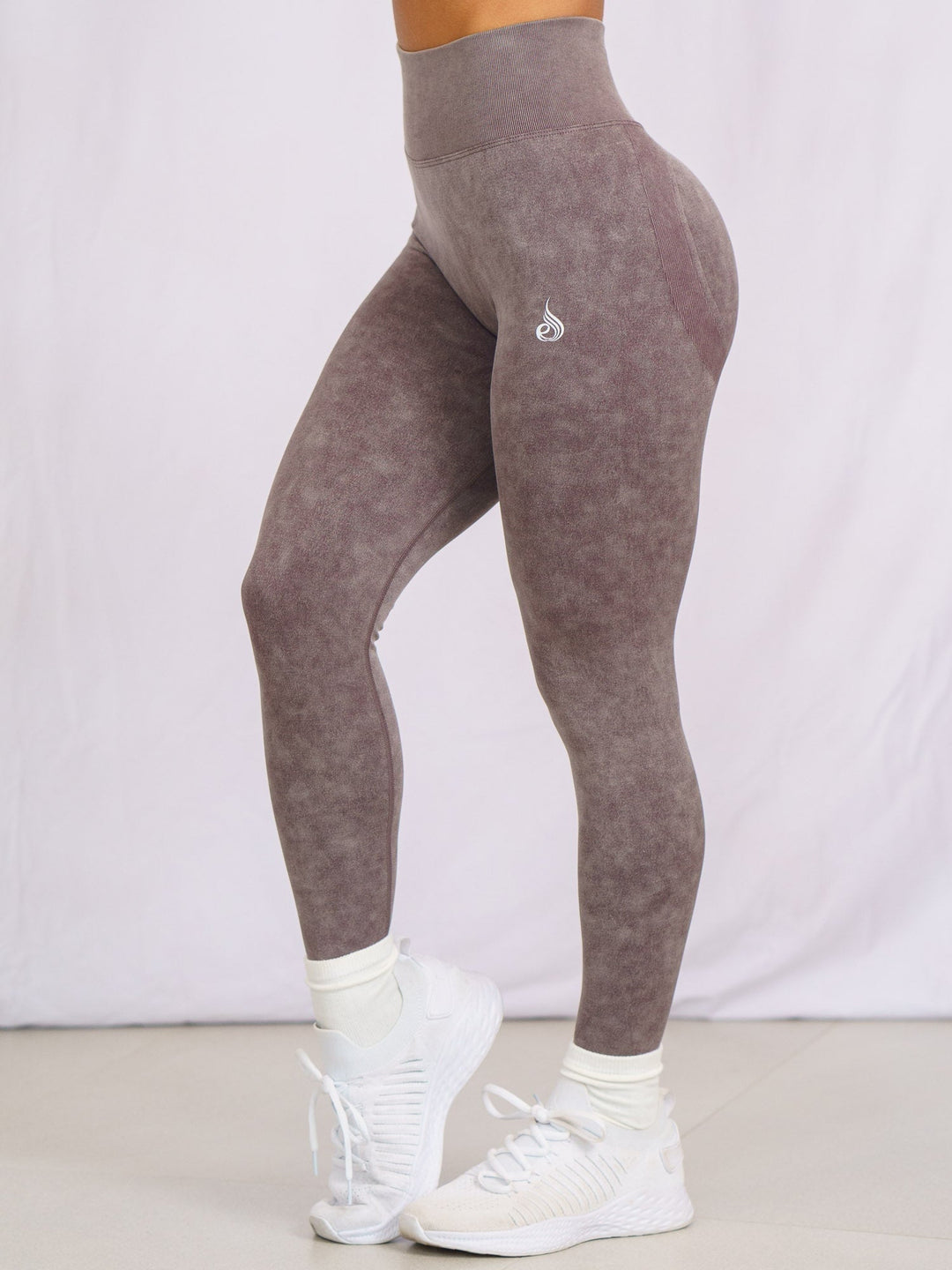 Stonewash Scrunch Seamless Leggings - Chocolate Stonewash Clothing Ryderwear 