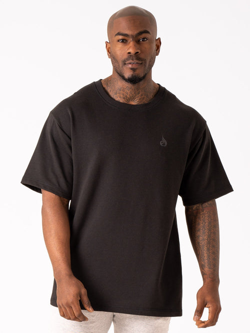 Throwback Oversized Fleece T-Shirt Black