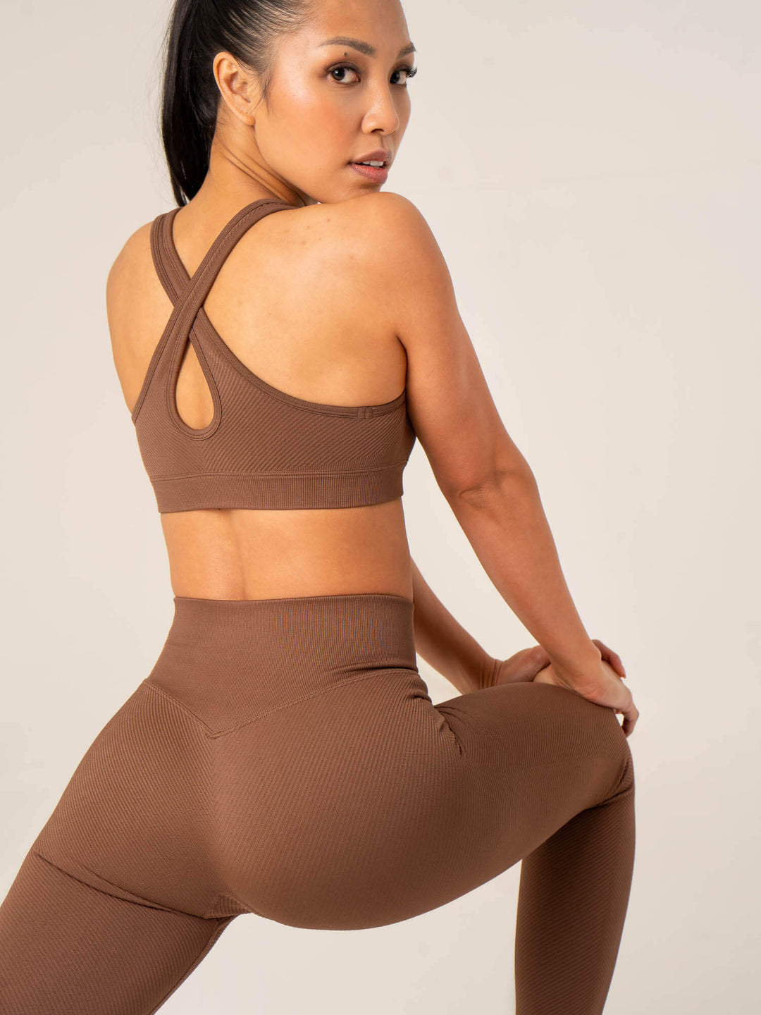 Circuit Rib Seamless Sports Bra - Chocolate Clothing Ryderwear 