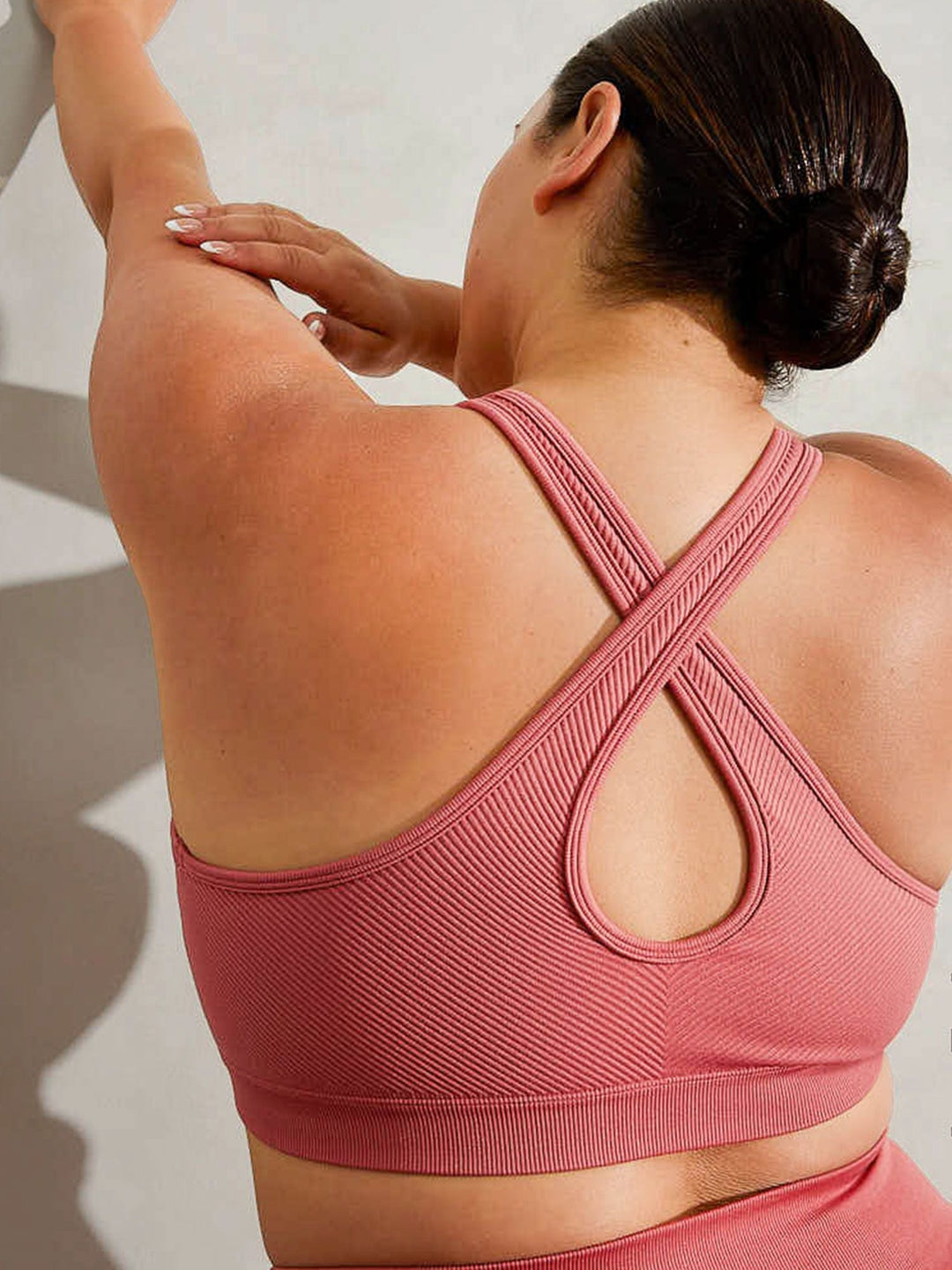 Circuit Rib Seamless Sports Bra - Dusty Red Clothing Ryderwear 