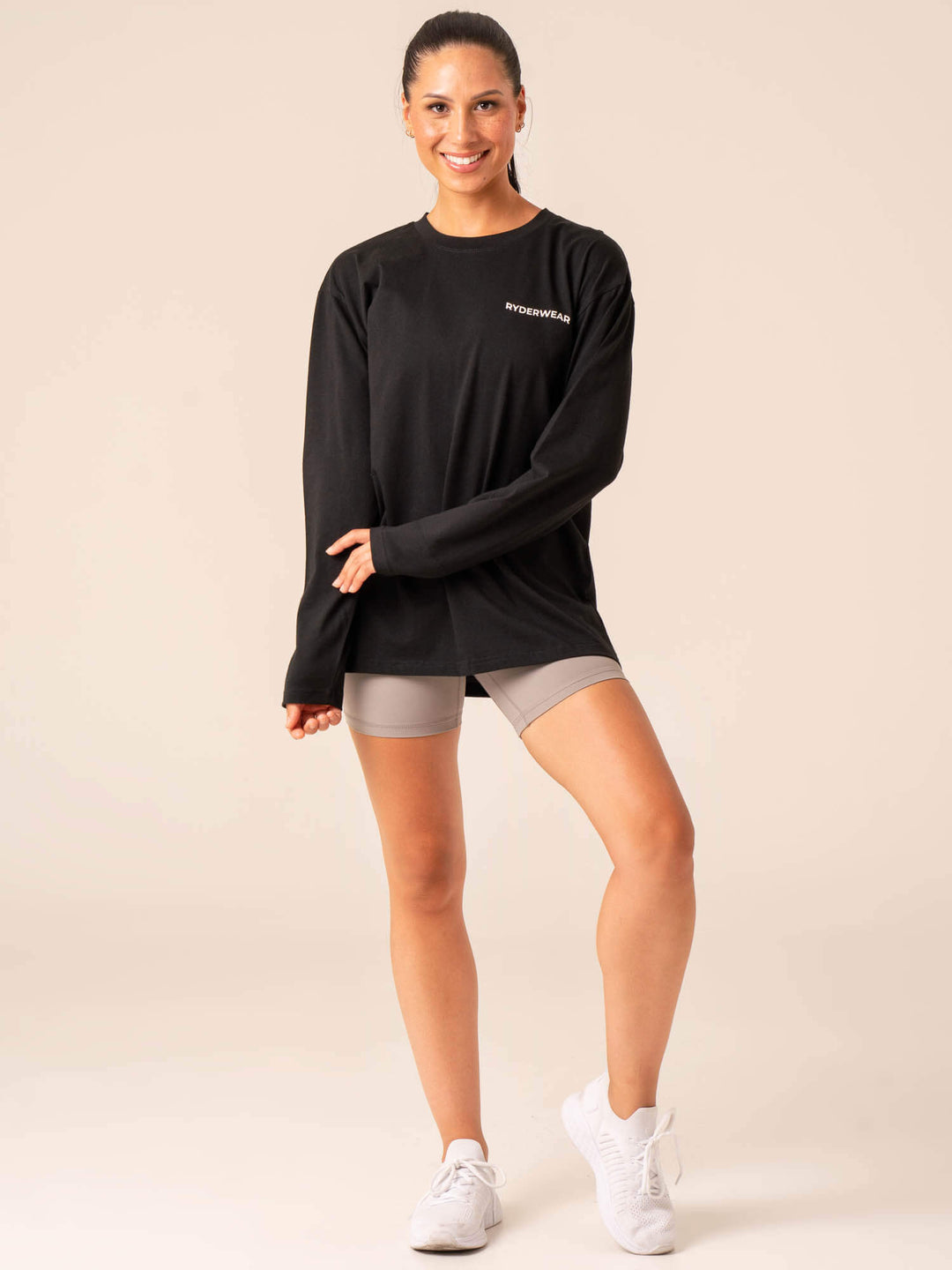 Embody Oversized Long Sleeve T-Shirt - Black Clothing Ryderwear 