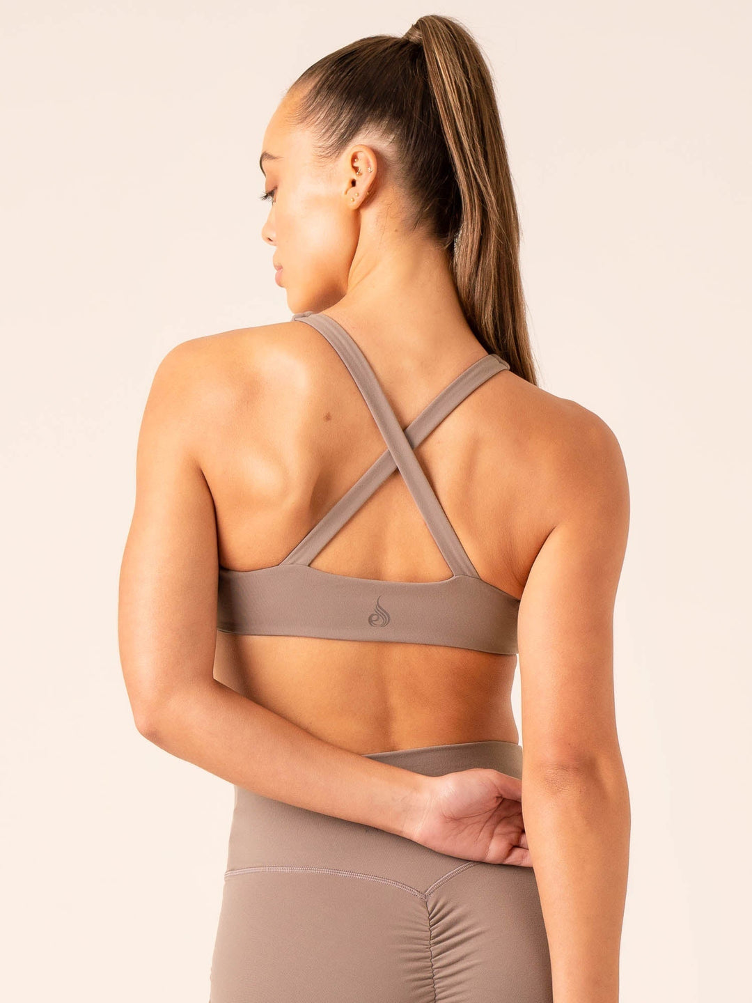 Momentum Twist Sports Bra - Taupe Clothing Ryderwear 
